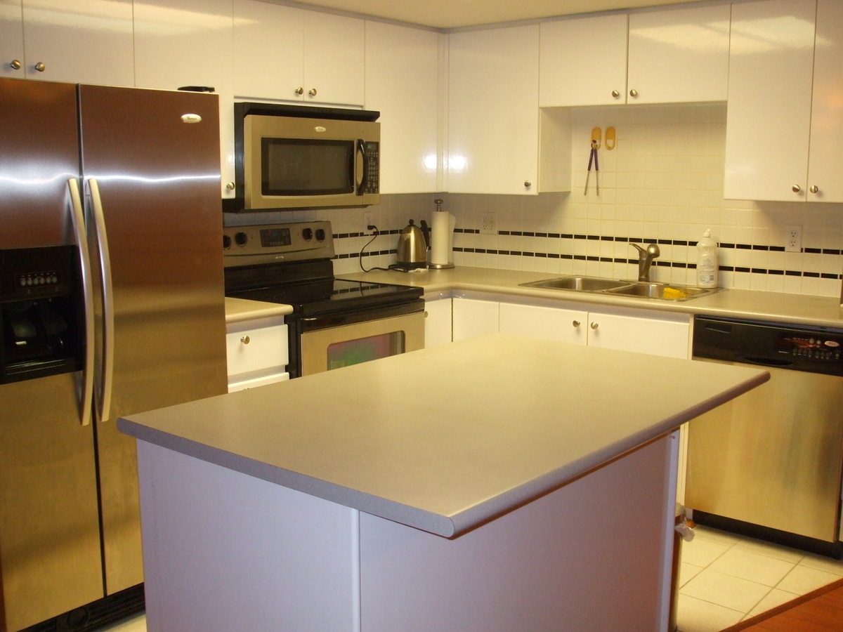 Kitchen at 1002 - 1255 Main St, Downtown, Vancouver
